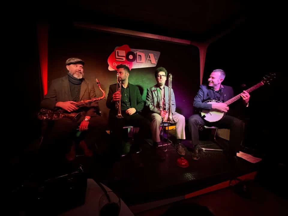 The Dixieland Cavaliers